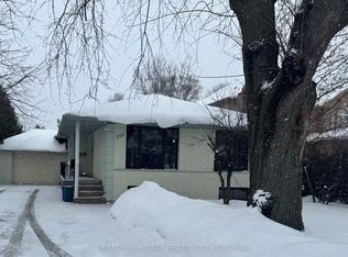 207 Lawrence Ave #BASEMENT, Richmond Hill, ON