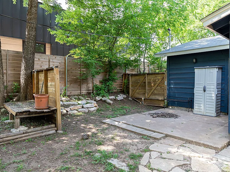 1507 Grayford Dr — Photo 36