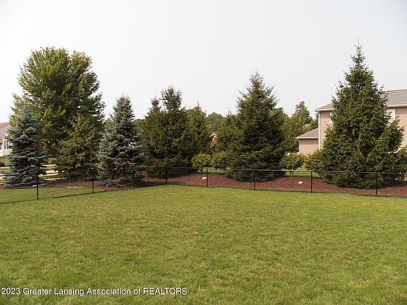 4th image of 10821 Ireland Dr