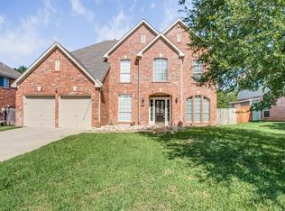 2712 Waltham Dr, Grapevine, TX 76051