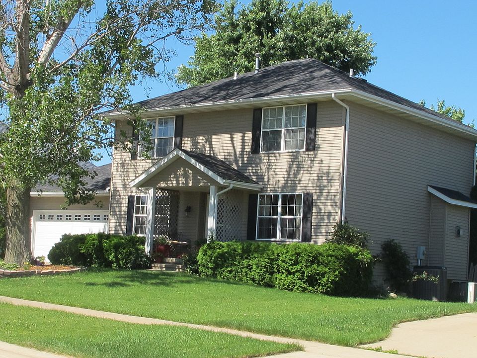 2560 Victoria Street