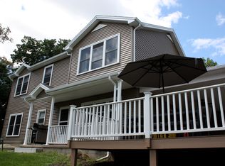 792 Locke Mountain Rd, Hollidaysburg, PA 16648