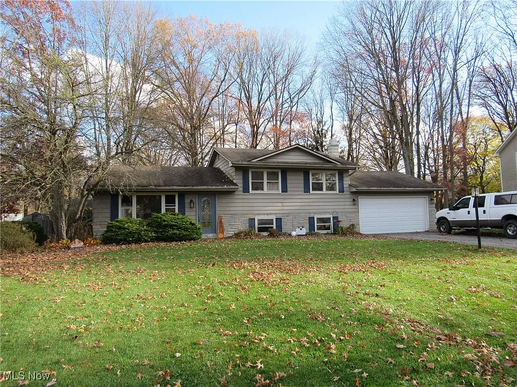 6875 Colleen Dr photo 1