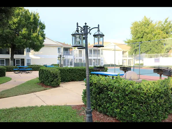 8852 Grand Palms Cir, Kissimmee, FL