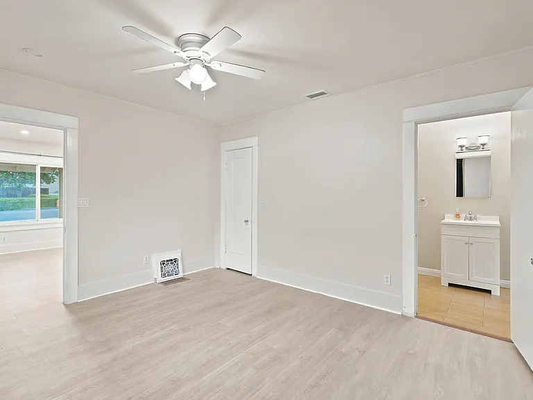 7263 Amethyst Ave — Photo 16