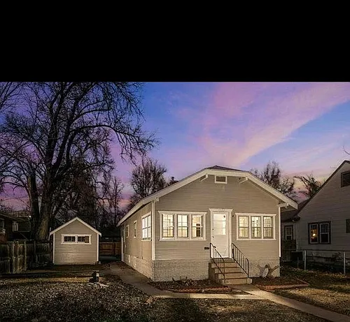 1323 8th St Photo 1