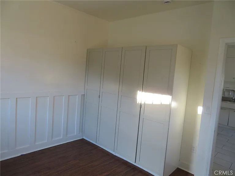 3923 S Normandie Ave — Photo 11