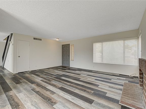 4th image of 6981 Wedgewood Way
