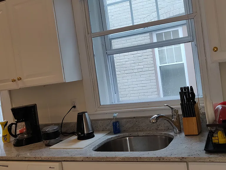 77 Gibbs St #3 — Photo 41