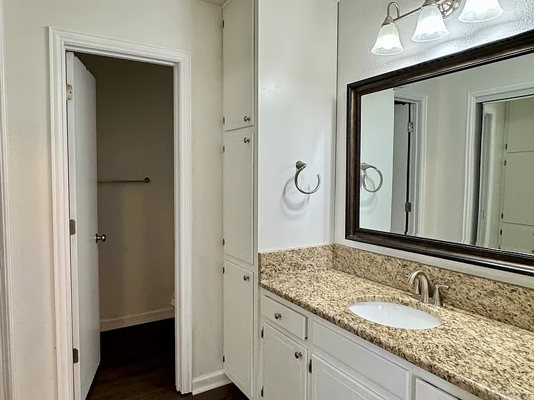 1716 Arcineiga Dr — Photo 11