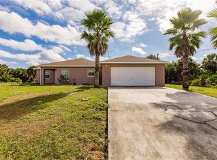 8233 Wawana Rd, North Port, FL 34287