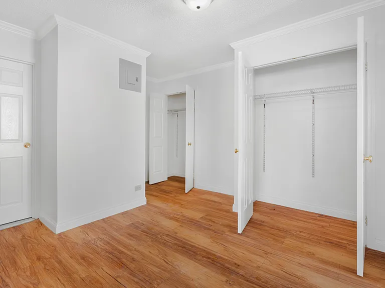 747 10th Ave #35F — Photo 6