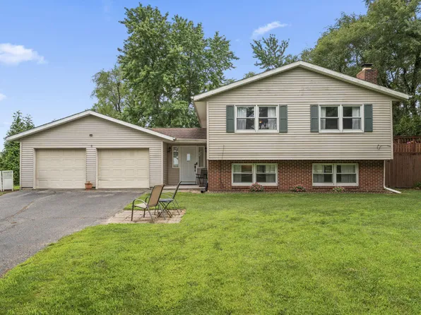 374 E 1125 S, Kouts, IN 46347