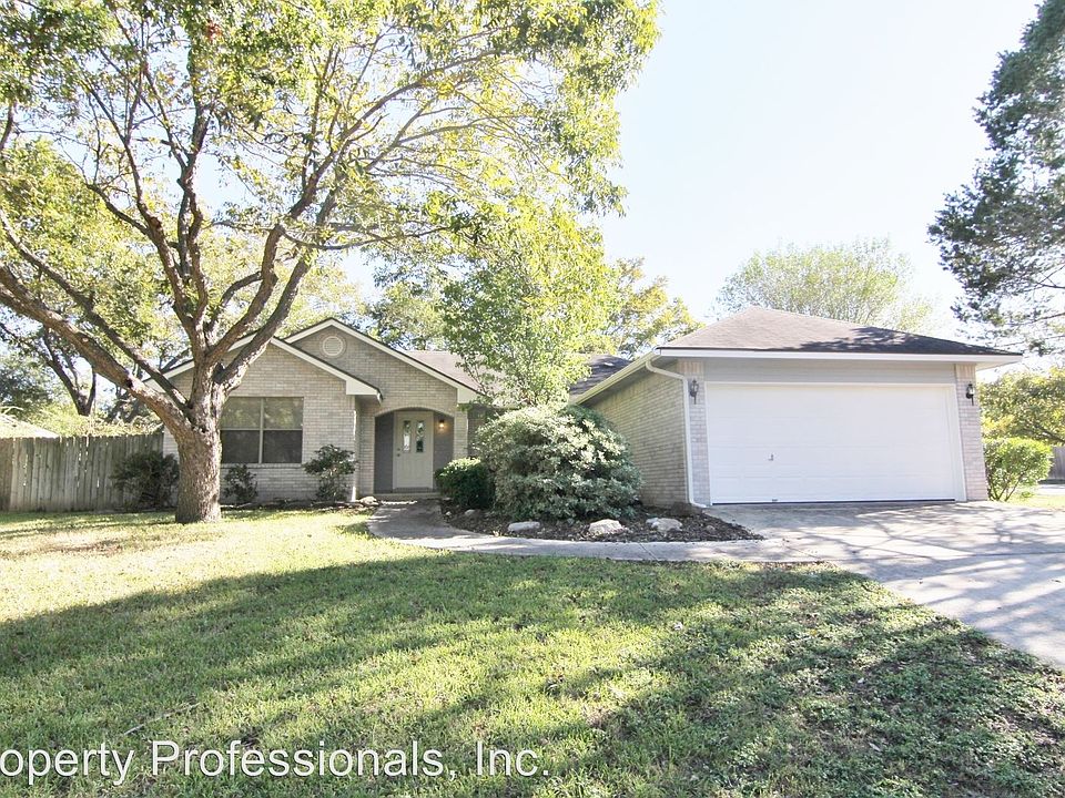 1st image of 1353 Camellia Ln