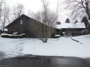 175 Hawthorne Dr UNIT 17, Aurora, OH 44202