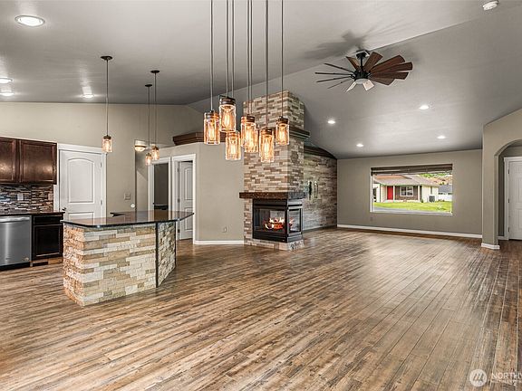 5th image of 21 Ambrosia Lane