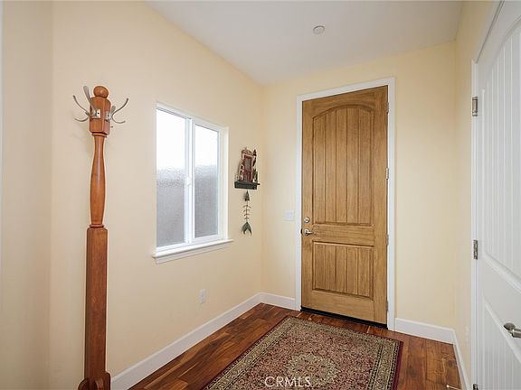 4th image of 471 Nevis St