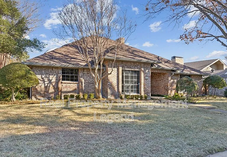 6505 Copper Creek Dr — Photo 2
