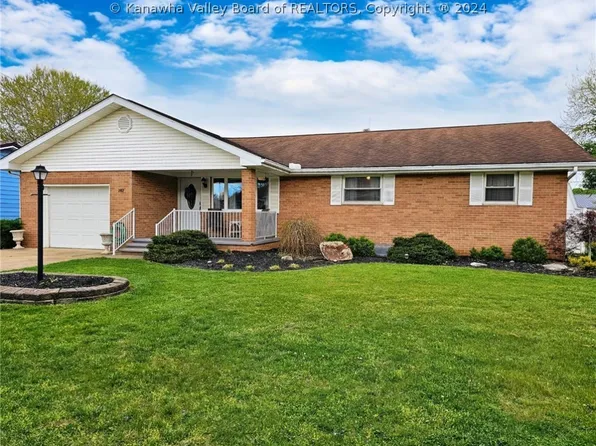 2907 Birch Ave, Point Pleasant, WV 25550