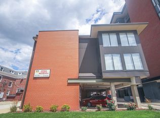 806 S 3rd St, Champaign, IL 61820