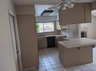 7100 Cedarcrest Ave, Bakersfield, CA 93308