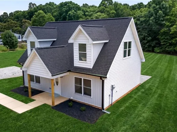 4352 Happy Hollow Rd, Asheboro, NC 27205