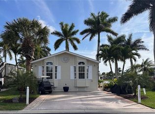 1141 Diamond Lake Cir, Naples, FL 34114