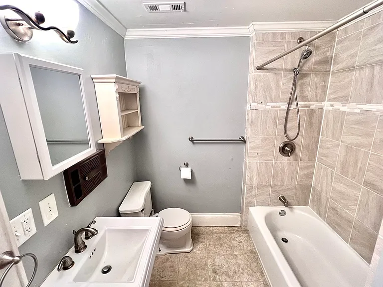 1471 Mecklenburg Hwy — Photo 10