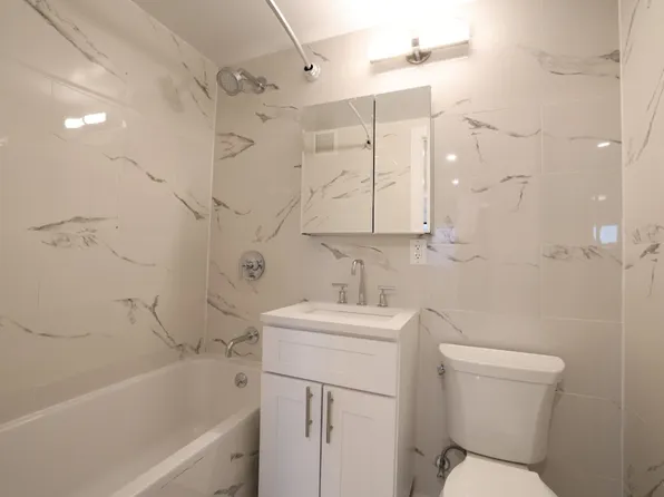 305 East 86th Street image 11 of 28