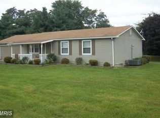 454 1st St, Inwood, WV 25428