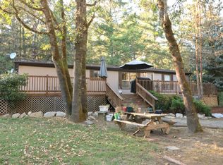 354 Ewe Creek Rd, Grants Pass, OR 97526