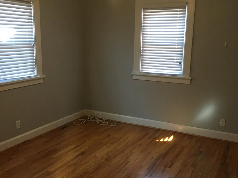 115 Polk St — Photo 15