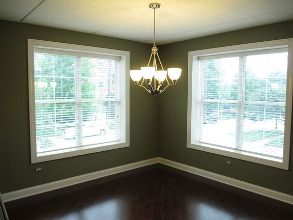 5th image of 50 S Greeley St APT 214