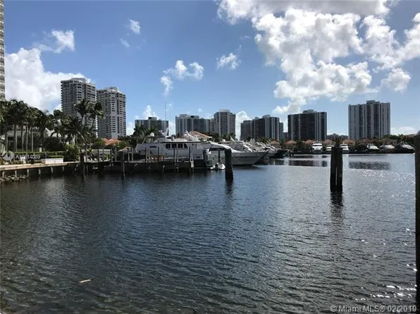 3601 NE 207th St Slip E58, Aventura, FL 33180