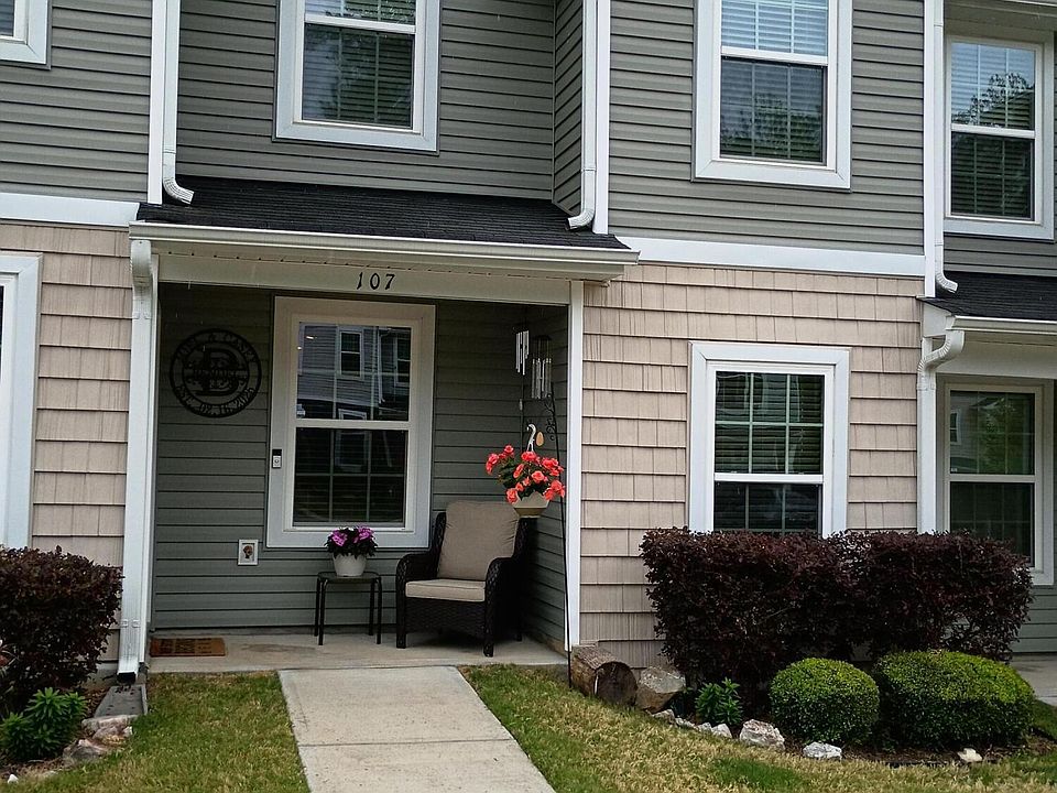 1st image of 918 Green St #E107