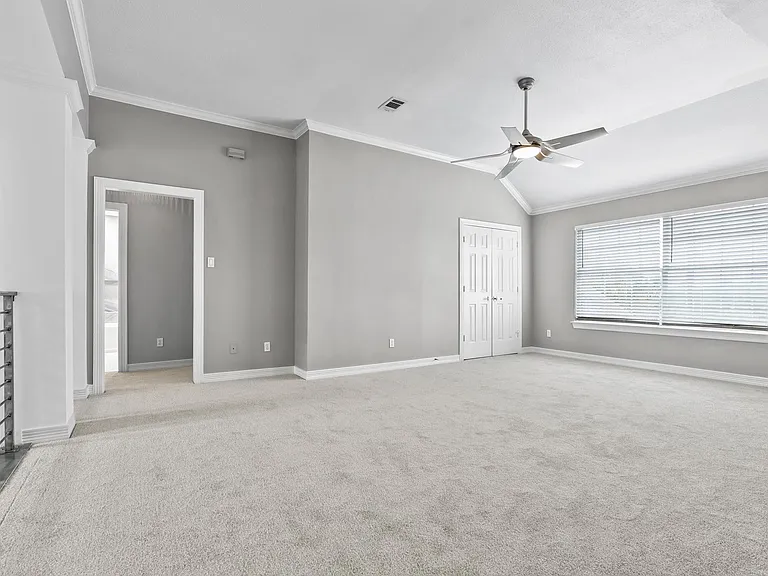 545 Oak Hill Dr — Photo 32