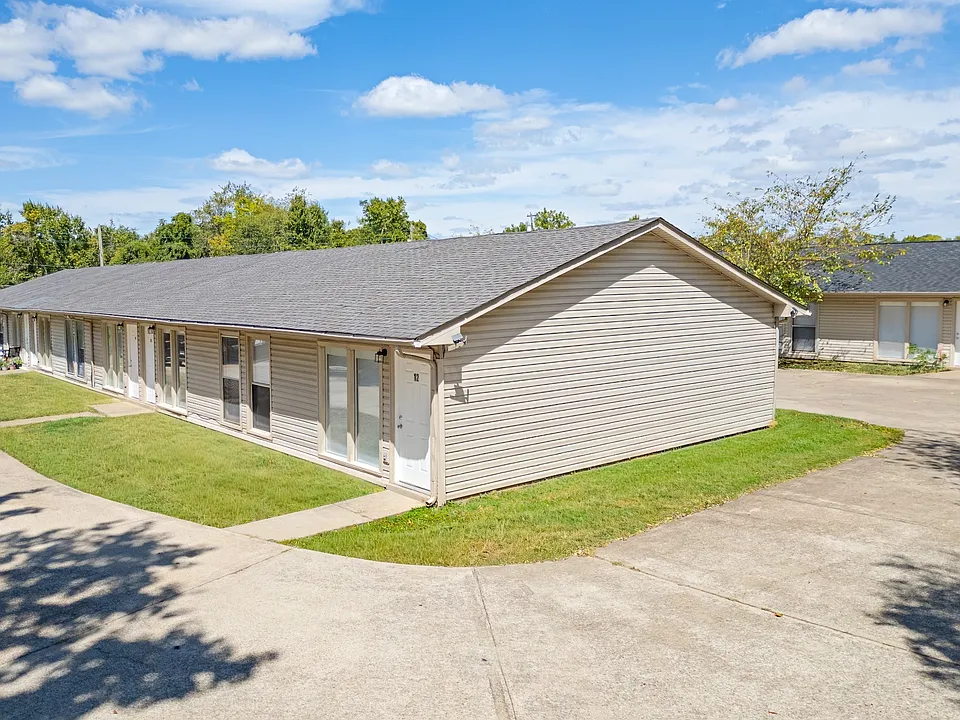 211 Oak St #7
