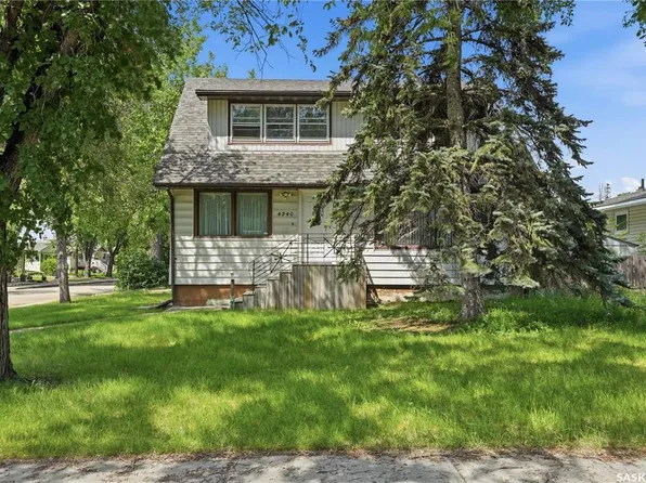 4240 8th AVENUE, Regina, SK S4T 0T7