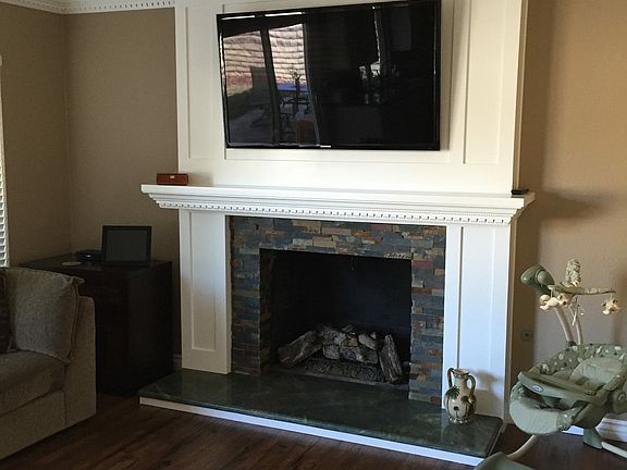 5th image of 729 Pamela Wood St