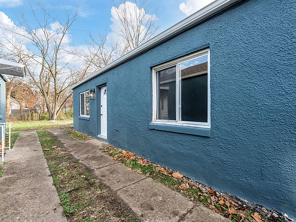 3rd image of 1432-1436 Oakwood Ave