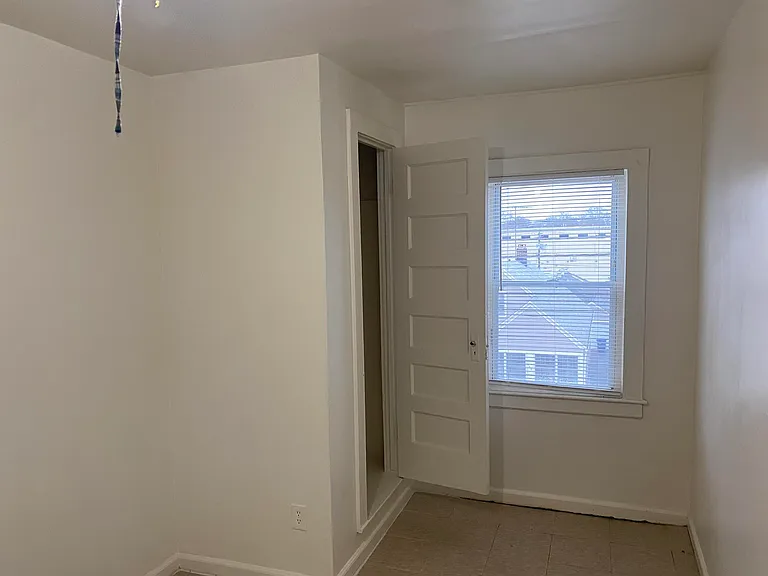 421 Bishop Ave — Photo 10