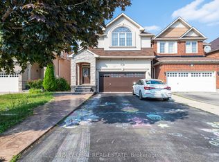 7570 Saint Barbara Blvd, Mississauga, ON L5W0B6