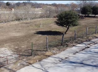 2001 Wagon Wheels Trl, Dallas, TX 75241