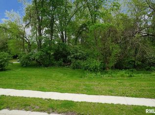 600 Rock River Rd, Springfield, IL 62711