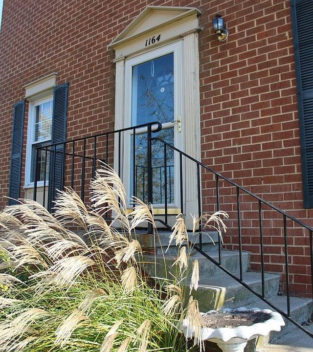 Exterior (Front)