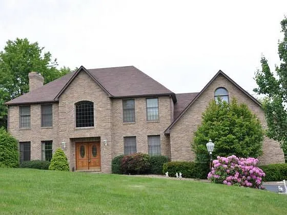132 Shawnee Dr photo 1