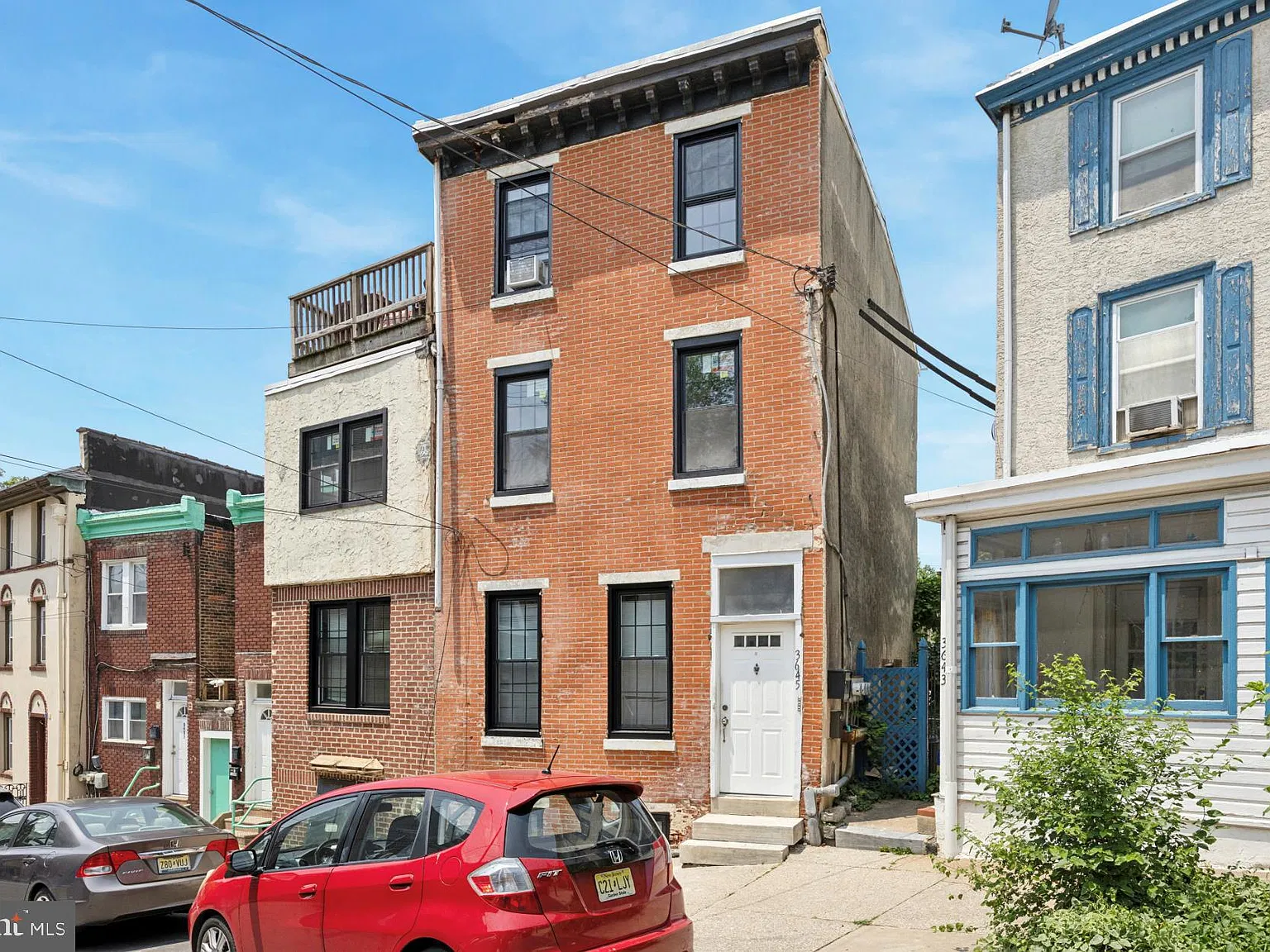 1 bed, 1.0 bath, 650 sqft, $1,100 — Photo 1