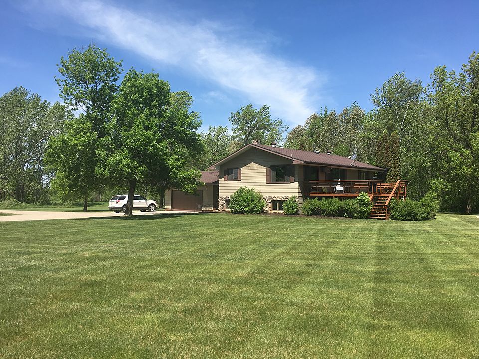 1st image of 504 18th Ave NE