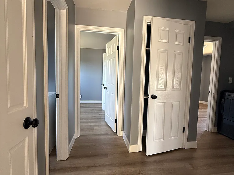 308 E Airport Ave #B — Photo 6