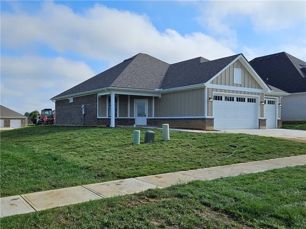 938 Wright Cycle Blvd, Xenia, OH 45385